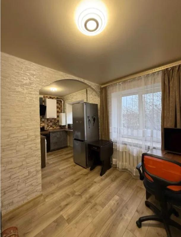 Квартира, 3-кімн., Харьков, Алексеевка, Клочковская