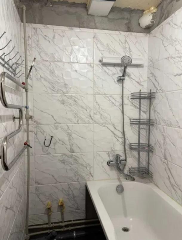 Квартира, 3-кімн., Харьков, Алексеевка, Клочковская