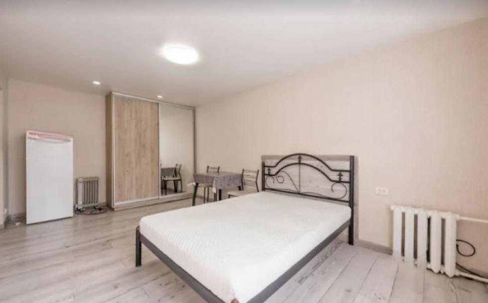 Купить гостинка, Харьков, Павлово Поле, 23 Августа