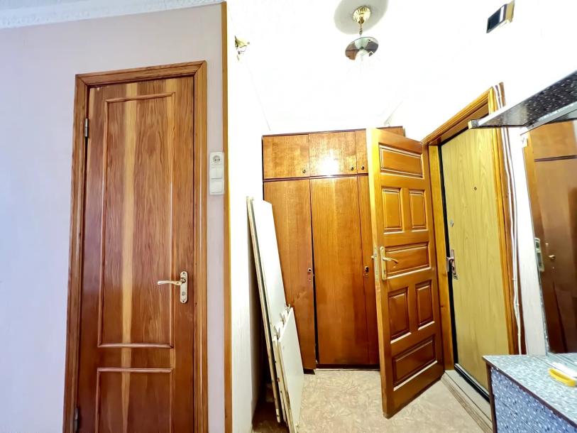 Квартира, 1-кімн., Харьков, 4 Северная Салтовка, Гвардейцев Широнинцев