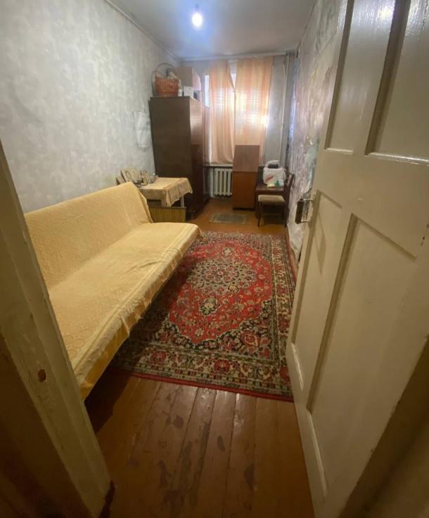 Квартира, 3-кімн., Чугуев, Чугуевский район, Авиатор мкр