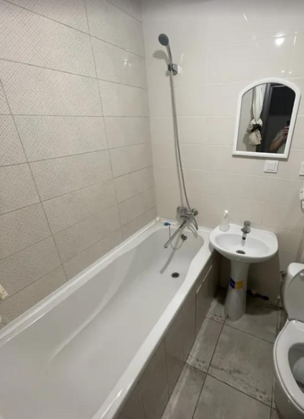 Гостинка, Харьков, Новые Дома, Жасминовый б-р (Слинько Петра)