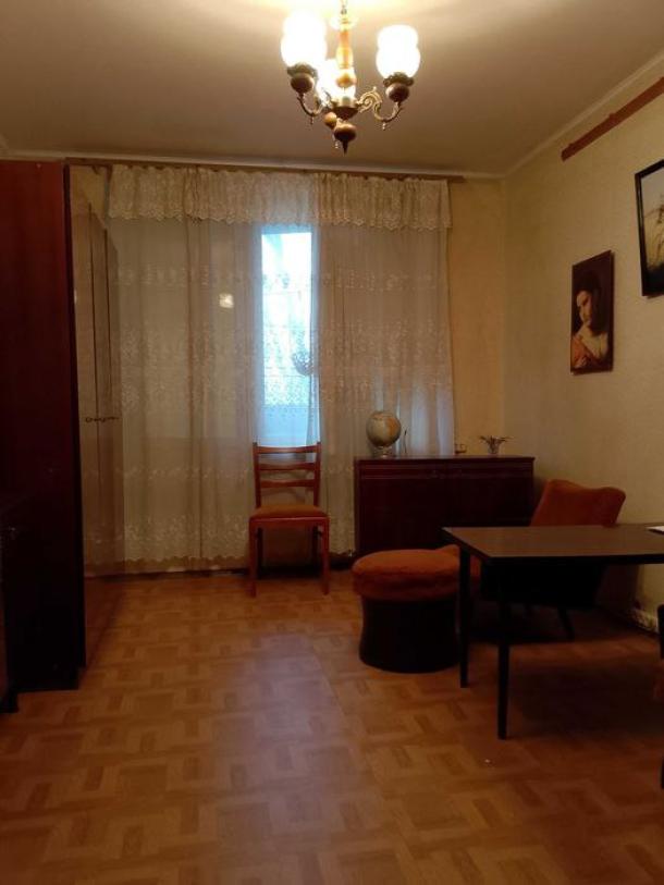 Квартира, 1-кімн., Харьков, 522м/р, Валентиновская