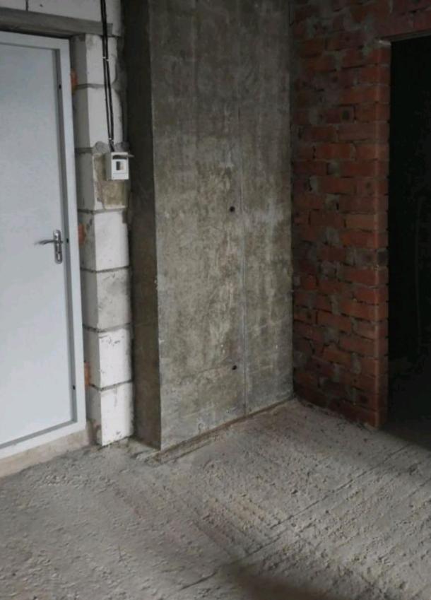 Квартира, 1-кімн., Харьков, Рогань жилмассив, Зубарева