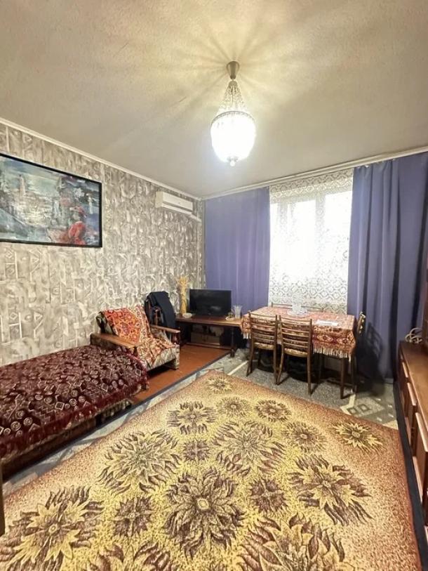 Квартира, 2-кімн., Харьков, Восточный, Михаила Комарова (Тархова)