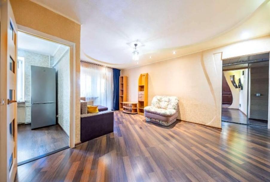 Квартира, 3-кімн., Харьков, Одесская, Аэрокосмический просп. (Гагарина проспект)