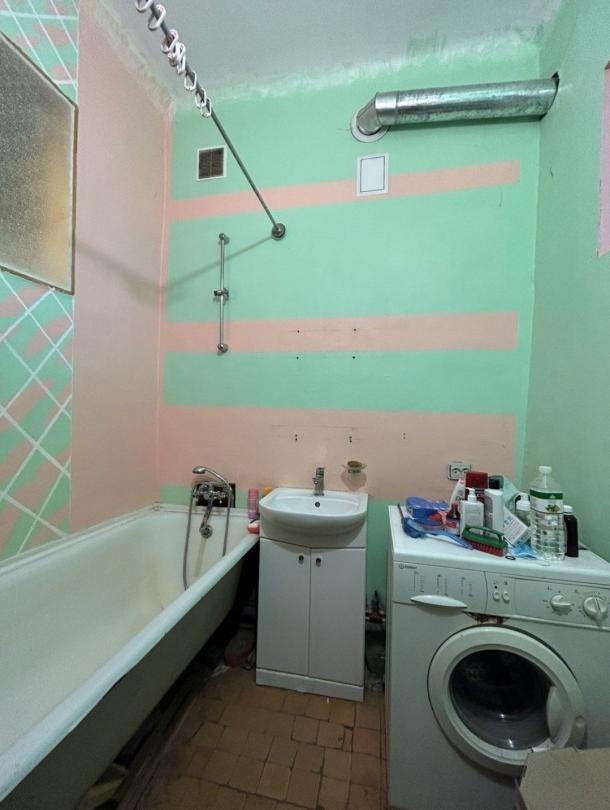 Квартира, 5-кімн., Харьков, Холодная Гора, Григоровское шоссе (Комсомольское шоссе)