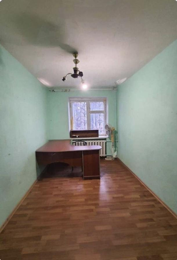 Квартира, 3-кімн., Харьков, 8 хлебзавод, Туркестанская