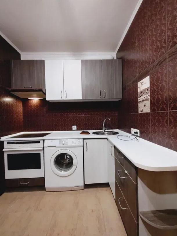 Квартира, 3-кімн., Харьков, Алексеевка, Победы пр.