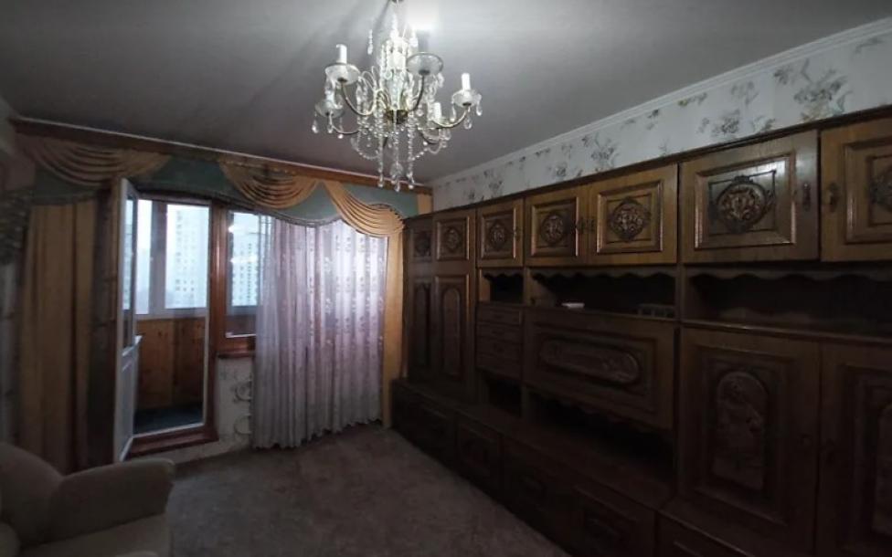 Квартира, 3-кімн., Харьков, Алексеевка, Людвига Свободы пр.