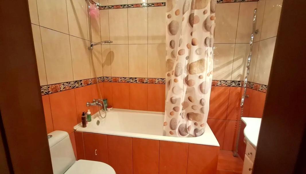 Квартира, 3-кімн., Харьков, Нагорный, Алчевских