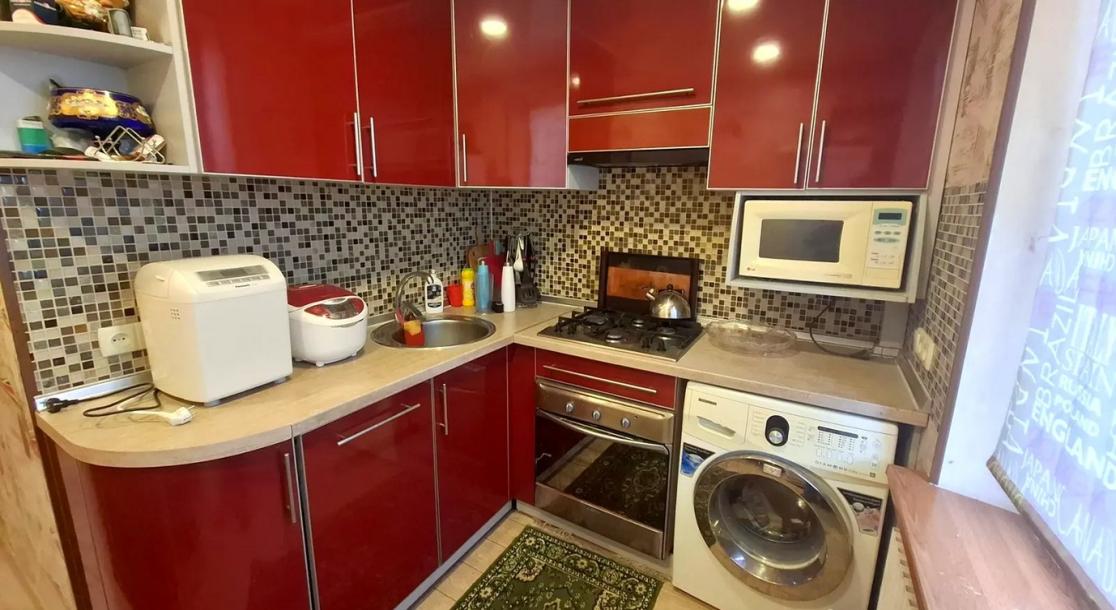 Квартира, 3-кімн., Харьков, Холодная Гора, Чередниченковский пер.