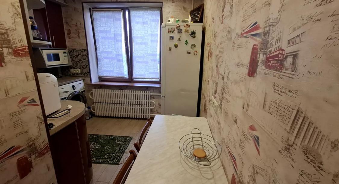 Квартира, 3-кімн., Харьков, Холодная Гора, Чередниченковский пер.