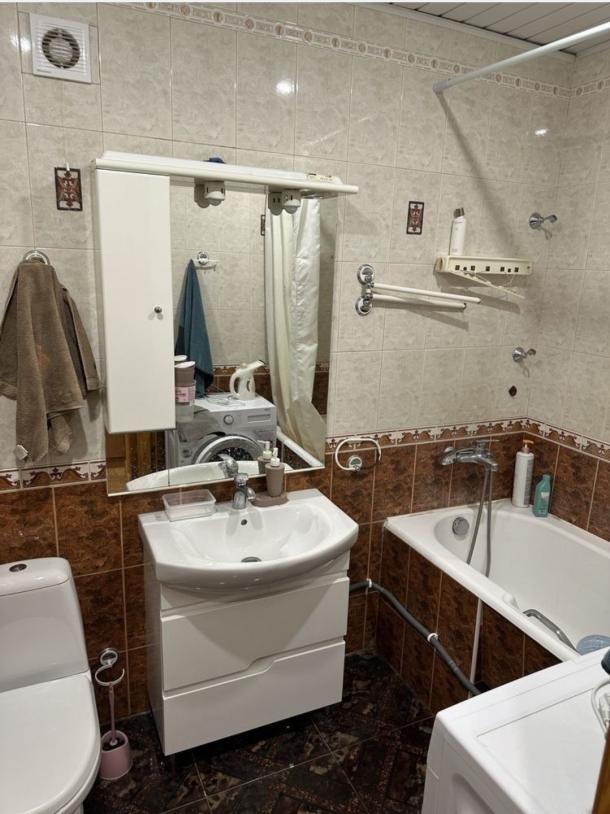 Квартира, 1-кімн., Харьков, Гагарина метро , Аэрокосмический просп. (Гагарина проспект)