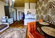 гостинка, Харьков, Спортивная метро, Добровольцев (Молодой Гвардии)