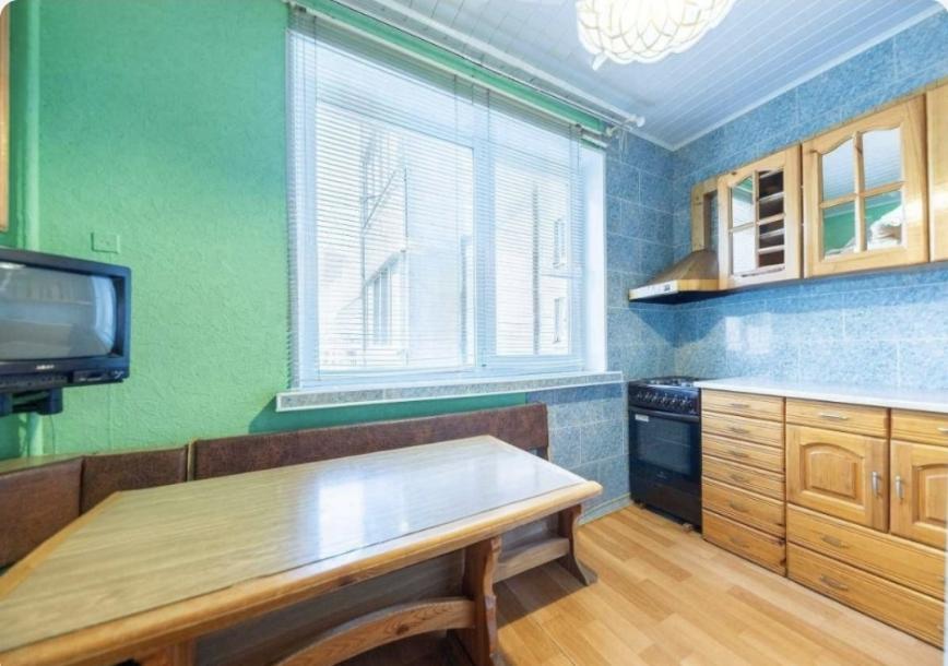 Квартира, 3-кімн., Харьков, 1 Северная Салтовка, Соборности Украины (Дружбы Народов)