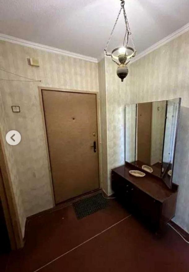 Квартира, 2-кімн., Харьков, 522м/р, Непокоренных (Героев Труда)