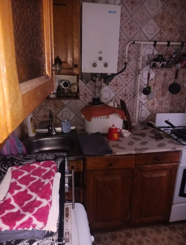 Квартира, 3-кімн., Чугуев, Чугуевский район, Карбышева