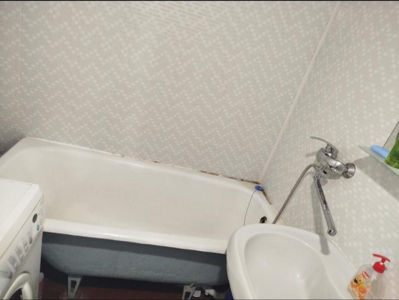 Квартира, 3-кімн., Чугуев, Чугуевский район, Карбышева