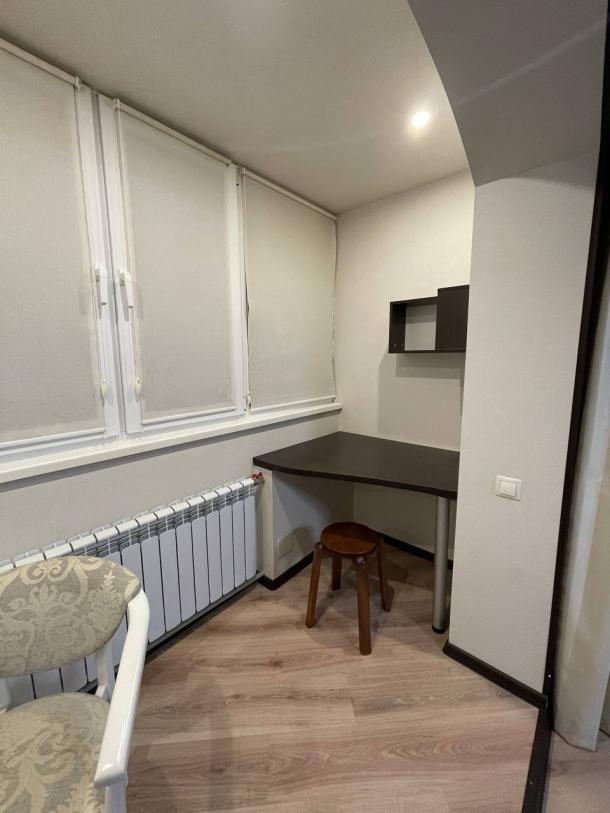 Квартира, 3-кімн., Харьков, 522м/р, Академика Павлова