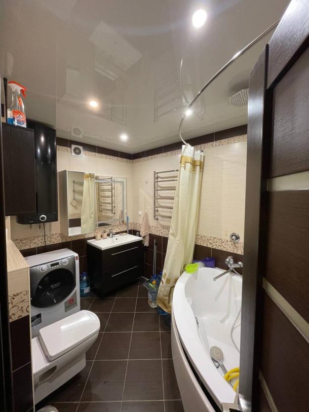 Квартира, 3-кімн., Харьков, 522м/р, Академика Павлова