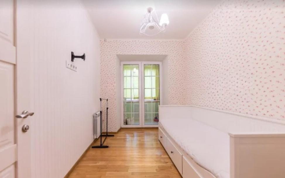 Квартира, 3-кімн., Харьков, Одесская, Аэрокосмический просп. (Гагарина проспект)