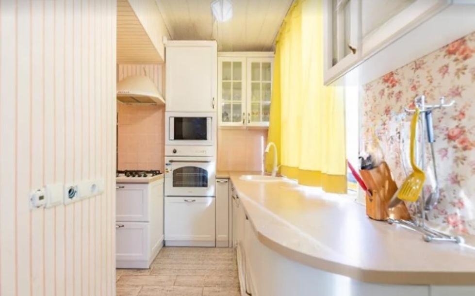 Квартира, 3-кімн., Харьков, Одесская, Аэрокосмический просп. (Гагарина проспект)