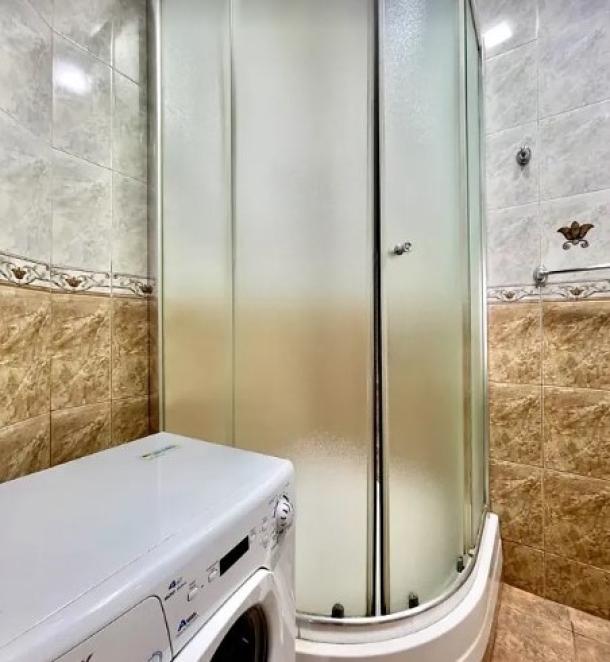 Квартира, 2-кімн., Харьков, Нагорный, Свободы