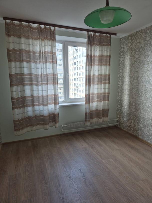 Квартира, 2-кімн., Харьков, 606Ам/р, Валентиновская