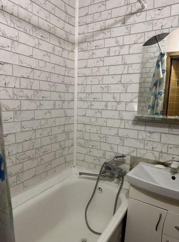 Квартира, 2-кімн., Харьков, 607м/р, Гвардейцев Широнинцев