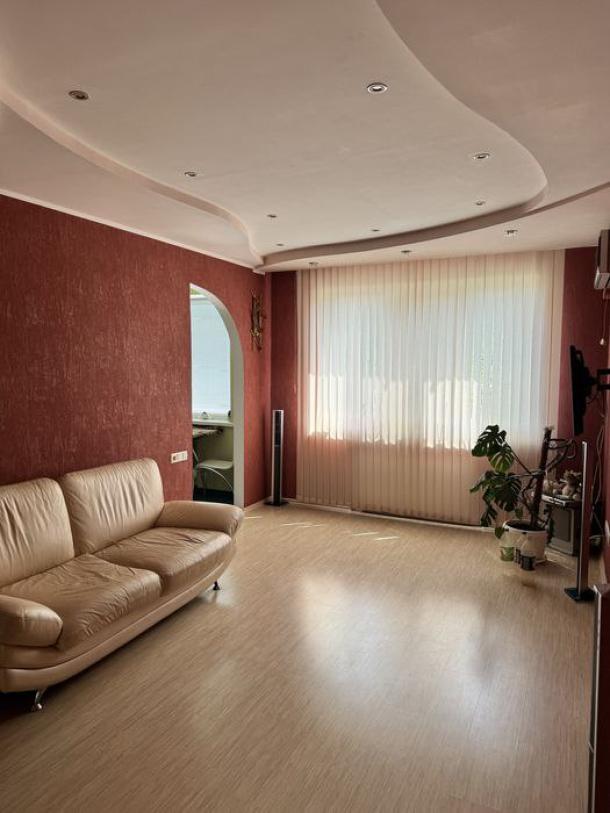 Квартира, 3-кімн., Харьков, 531м/р, Гвардейцев Широнинцев