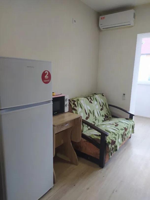 Гостинка, Харьков, Старая Салтовка, Академиков Ахиезеров