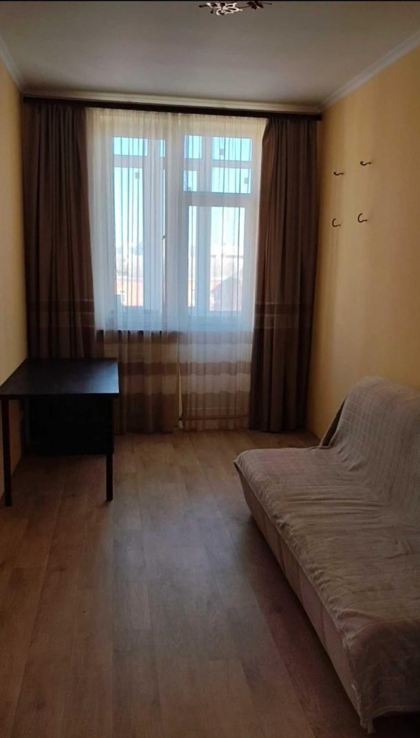 Квартира, 3-кімн., Харьков, Центральный рынок метро, Дмитриевская