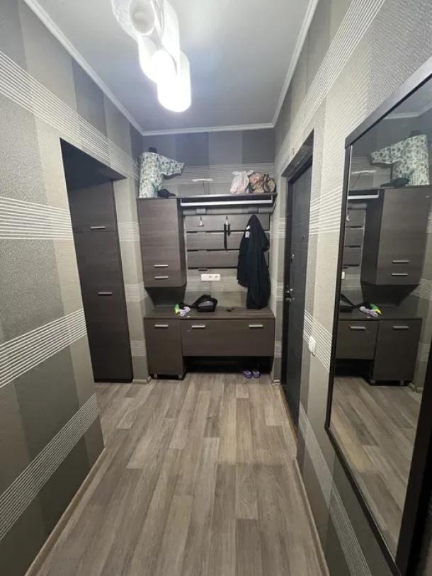 Квартира, 1-кімн., Харьков, Рогань жилмассив, Роганская