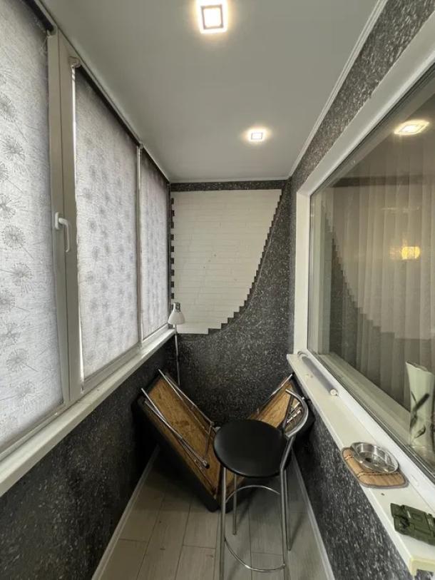 Квартира, 1-кімн., Харьков, Рогань жилмассив, Роганская