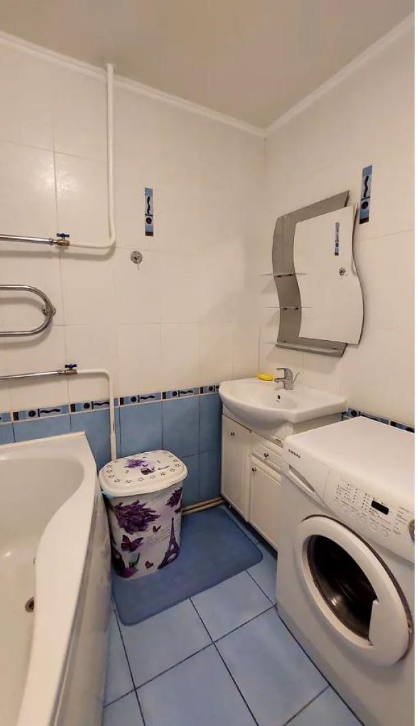 Квартира, 3-кімн., Харьков, Новые Дома, Харьковских Дивизий