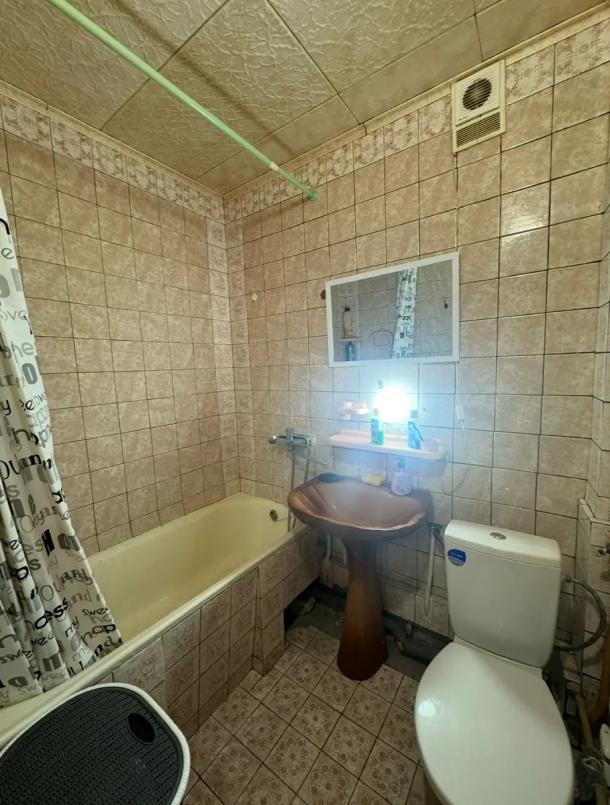 Квартира, 1-кімн., Харьков, 2 Северная Салтовка, Метростроителей