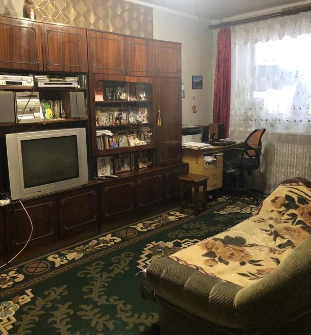 Квартира, 3-кімн., Харьков, Холодная Гора, Титаренковский пер.