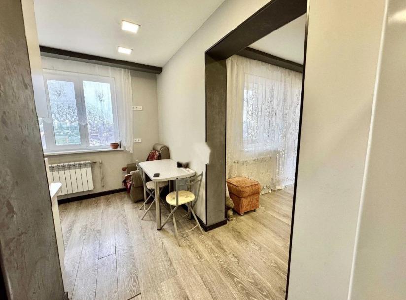 Квартира, 1-кімн., Харьков, 520м/р, Гвардейцев Широнинцев