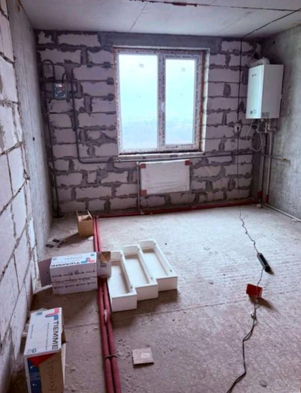 Квартира, 2-кімн., Харьков, Рогань жилмассив, Зубарева