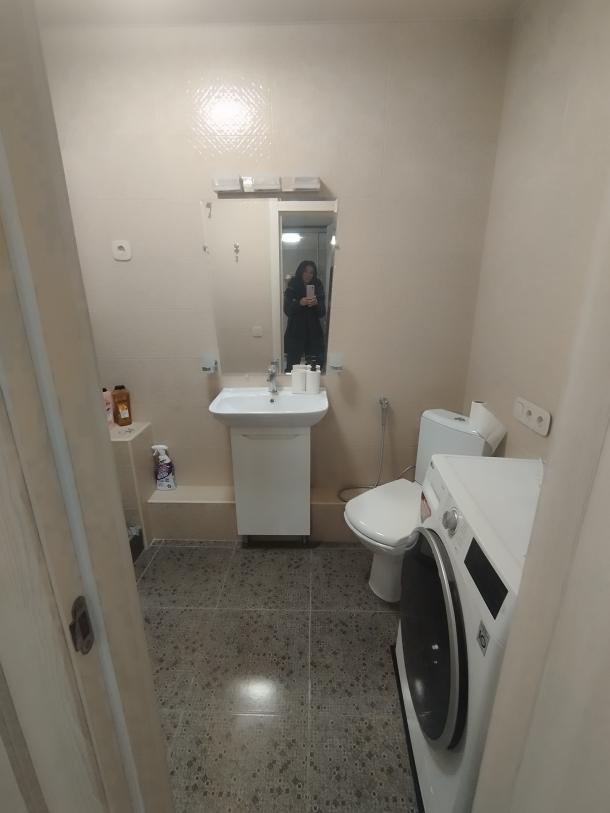 Квартира, 2-кімн., Харьков, Гагарина метро , Аэрокосмический просп. (Гагарина проспект)