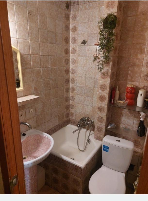 Квартира, 2-кімн., Харьков, 656м/р, Гвардейцев Широнинцев