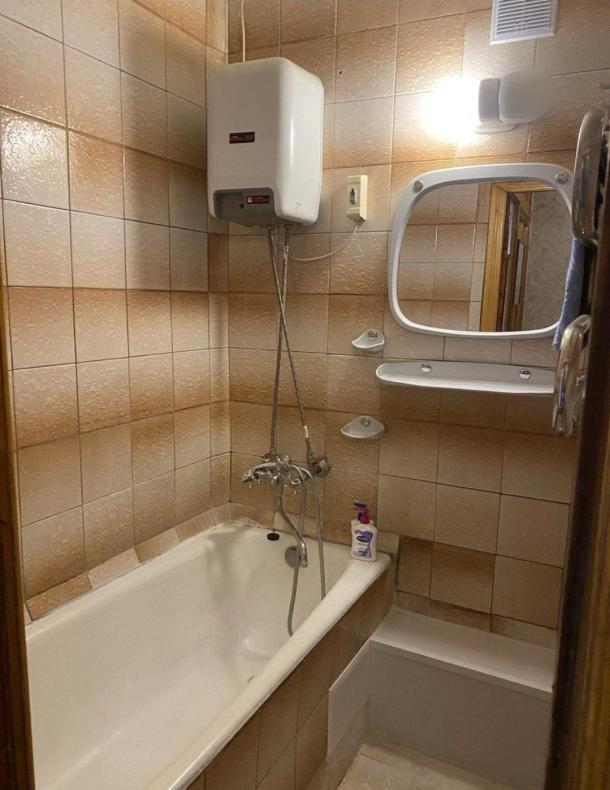 Квартира, 3-кімн., Харьков, 608м/р, Гвардейцев Широнинцев