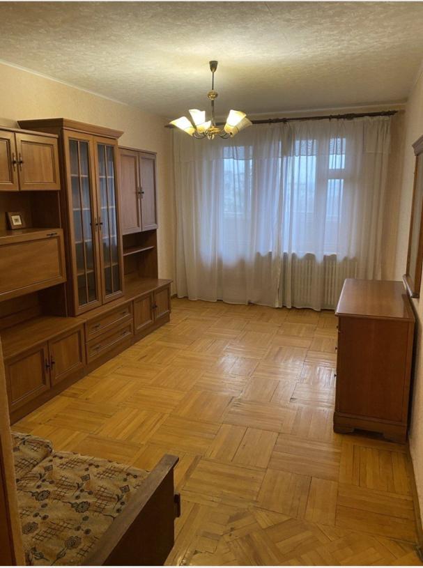 Квартира, 3-кімн., Харьков, 608м/р, Гвардейцев Широнинцев