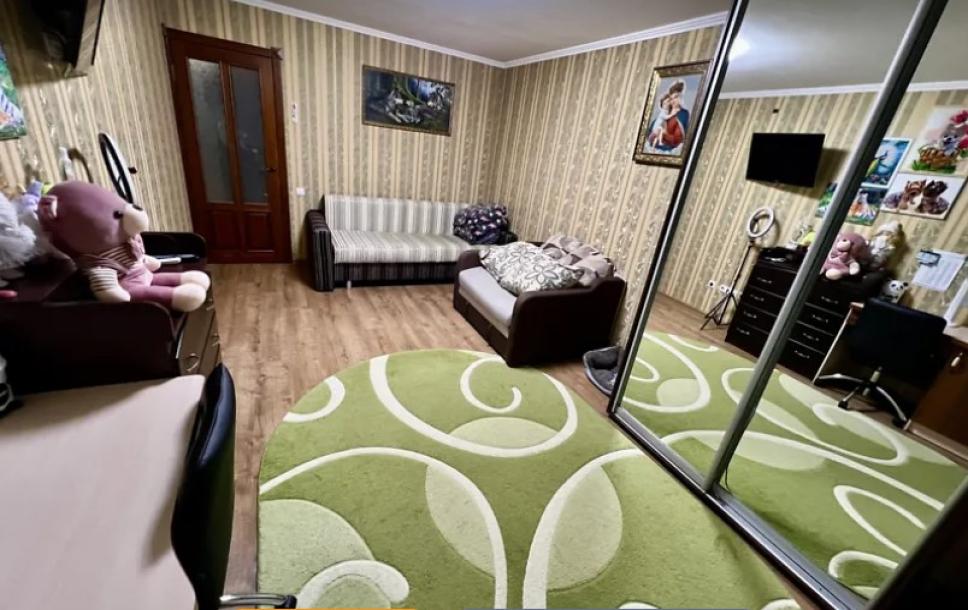 Квартира, 1-кімн., Харьков, Основа, Валдайская