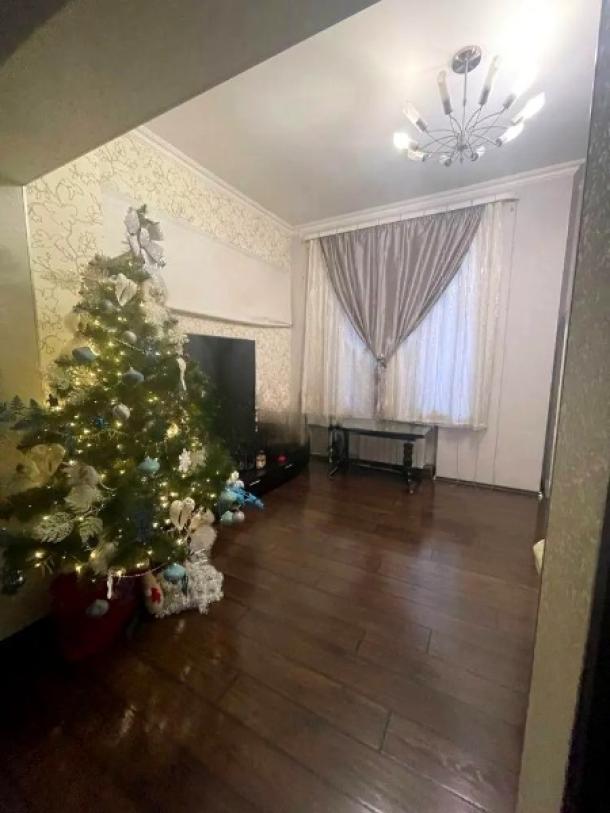 Квартира, 3-кімн., Харьков, Завод Малышева метро, Металлиста