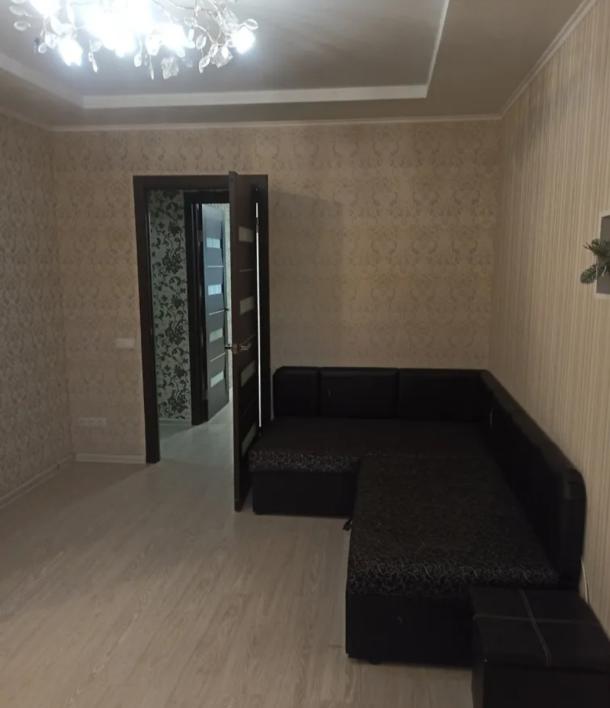 Квартира, 2-кімн., Харьков, 603м/р, Тракторостроителей просп.