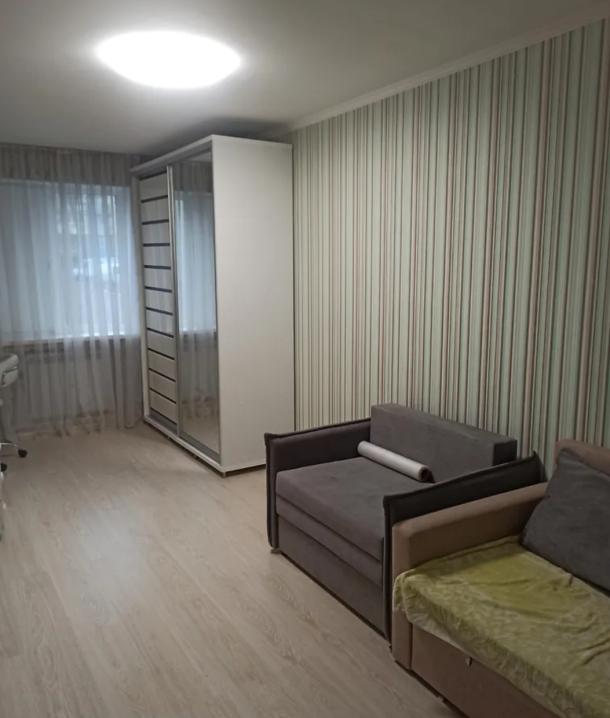 Квартира, 2-кімн., Харьков, 603м/р, Тракторостроителей просп.