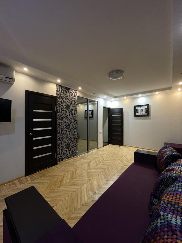 Квартира, 1-кімн., Харьков, Новые Дома, Байрона пр. (Героев Сталинграда пр.)