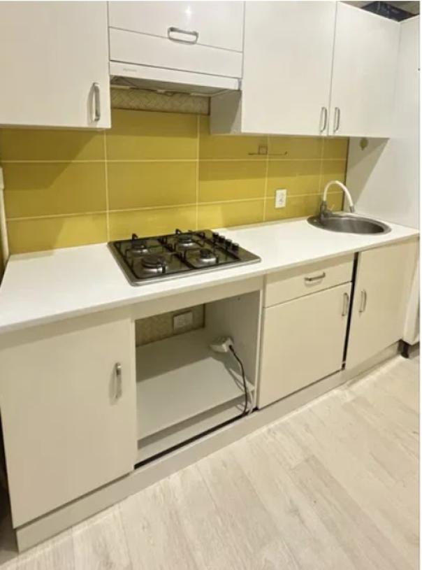 Квартира, 2-кімн., Харьков, 606Ам/р, Светлая